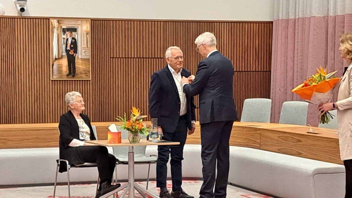 Een lintje voor Douwe